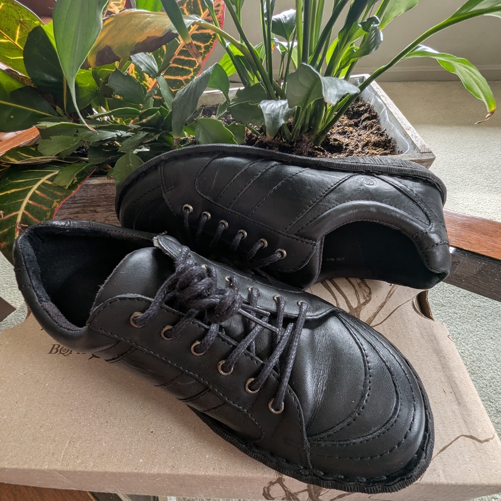 💥Sale💥Born Leather Sneakers